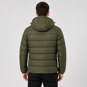 Chaqueta acolchada diseñada con aislamiento ligero que ofrece un calor confiable, comodidad elegante y protección moderna contra el frío. - Product Image 3