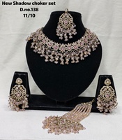 Collier long artisanal royal de mariée en Kundan, avec grappe de perles et pendentif en pierres précieuses, plaqué or antique, bijoux de mariage