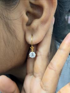 Pendientes de Oro Blanco/Amarillo/Rosa de 14K con Moissanita de Corte Brillante de 2.90 Ct, Diseño Vintage Colgante, Certificados, para Bodas y Fiestas - Product Image 4