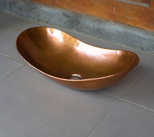 Lavabo de salle de bain en cuivre fait main, vasque ovale en cuivre, lavabo de luxe artisanal pour salle de bain - Product Image 1