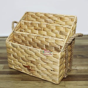 Porte-revues en jacinthe d'eau et jonc de mer écologique, artisanat fait main pour la maison et le bureau, Artex Dong Thap, Vietnam - Product Image 1