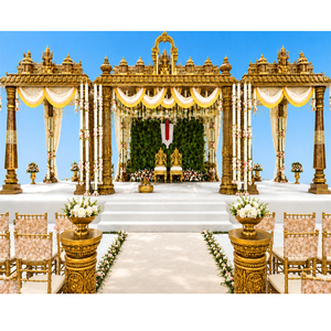 Grand Mandap en FRP doré de style antique, style Tirupati, pour mariage, Manavarai, Mandapam traditionnel du sud de l'Inde avec piliers sculptés - Product Image 1