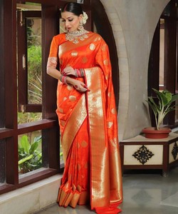 Orange Silk Saree With Gold Border Traditional Indian Wedding Wear For Women <b>Floor</b> Length Regular Fit - Product Image 1