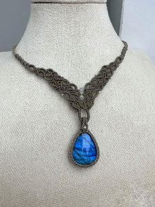 Collar con Colgante de Labradorita Negra Hecho a Mano, con Piedra de Gran Brillo, Estilo Boho, Étnico, Curativo, Joyería de Moda, Venta al Por Mayor por H - Product Image 4