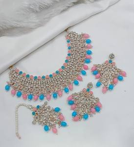 Parure de bijoux ethniques de luxe plaqué or rose avec zircon, collier ras-du-cou, boucles d'oreilles et Maang Tikka, style Bollywood, pour fiançailles et mariage, faits à la main - Product Image 2