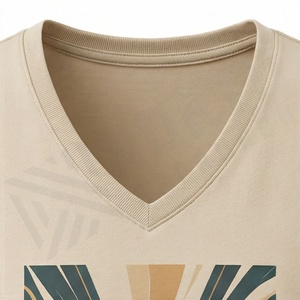 T-shirt pour femme à manches courtes et col en V, coton biologique de luxe, pré-rétréci, qualité supérieure, coupe décontractée, couleur personnalisable - Product Image 4