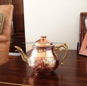 Bouilloire en cuivre robuste avec base épaisse et structure artisanale parfaite pour les maisons rustiques et les collectionneurs de cuivre - Product Image 1