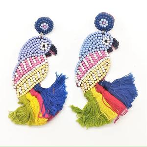 Pendientes de cuentas personalizables con diseño de bordado, joyería artesanal festiva de moda con logotipo bordado y abalorios. - Product Image 3