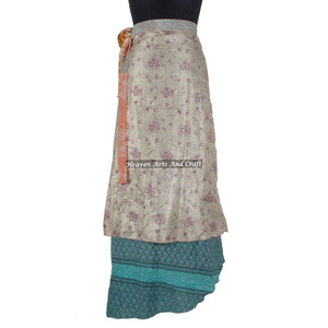 Falda Larga India Estampada de Seda Mágica Reversible de 2 Capas Tipo Sari - Product Image 3