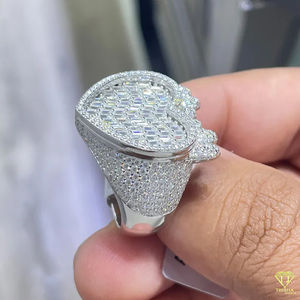 Anillo de compromiso y fiesta estilo hip-hop con moissanita en forma de corazón, color D, VVS, certificado IGI, plata de ley 925, chapado en rodio y oro de 14K - Product Image 3