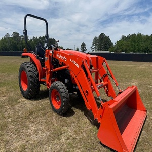 Tractor Agrícola Kubota L3902 de Primera Calidad con Potente Rendimiento y Operación Confiable en el Campo - Product Image 2