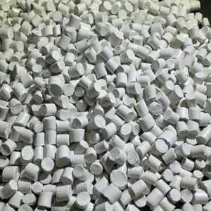 Granulés ABS recyclés à prix compétitif, qualité injection, matière plastique reconditionnée pour pièces intérieures automobiles - Product Image 1