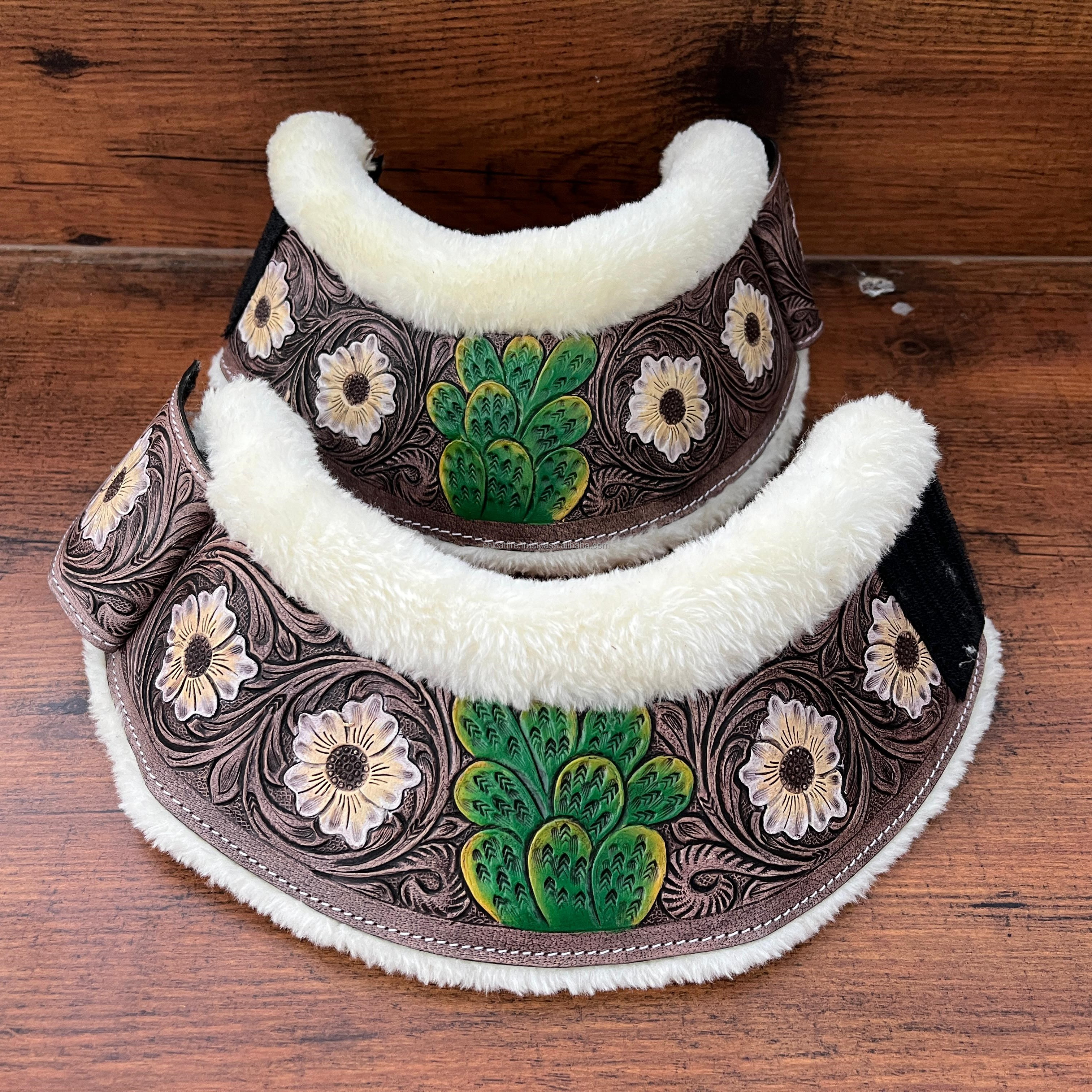 สีน้ำตาล &amp; สีขาว