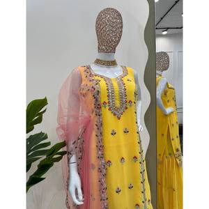 ชุดปาร์ตี้ใส่ด้านบนล่างและชุด dupatta ขนาด XL พร้อมด้ายและลำดับทำงานเพื่อให้ดูมีสไตล์ - Product Image 2