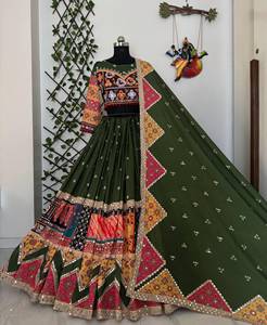 Lehenga de Algodón Muselina con Estampado Digital y Encaje Lampi, Blusa sin Coser y Dupatta para Navratri - Product Image 6