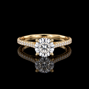 Bague de fiançailles solitaire de luxe en or jaune massif 14 carats avec diamant rond de 2 carats, sertissage cathédrale et bande pavée, diamant de laboratoire - Product Image 1