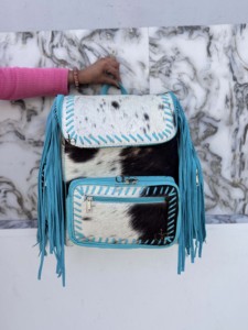 Mochila de Cuero con Flecos de Piel de Vaca, Color Turquesa, Unisex, Hermosa Mochila de Diseño Hecha a Mano, Multiusos - Product Image 5