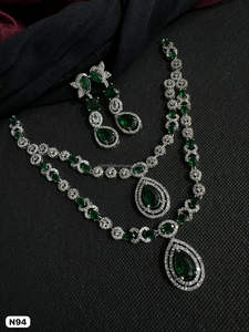 Ensemble de bijoux de mariée en diamant américain classique Collier et boucles d'oreilles en deux pièces pour mariage Style classique à la mode - Product Image 3