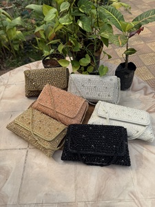Pochette élégante à rabat en cristal, sac à main scintillant pour soirée avec fermeture décorative en cristal pour femmes, occasions spéciales - Product Image 6