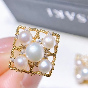 Pendientes de Perlas de Agua Dulce al por Mayor, Perlas de Agua Dulce en Degradado de 4-5 mm, Anillos de Cristal con Cielo Estrellado, con Transmisión en Vivo desde Puesto Callejero - Product Image 1