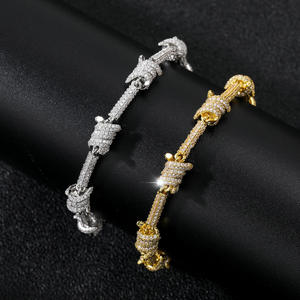 Bracelet en diamant moissanite hip-hop personnalisé OEM le plus vendu, avec coffret cadeau haut de gamme disponible au meilleur prix depuis l'Inde - Product Image 3