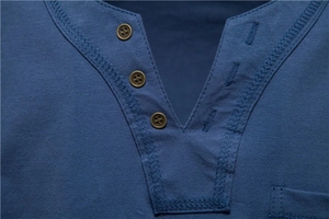 T-shirt décontracté à col en V boutonné pour homme, 100 % coton, écologique, respirant, doux, en jersey, à manches courtes, vente chaude, haute qualité, OEM - Product Image 2