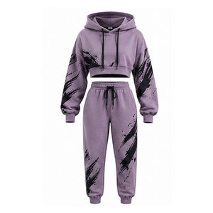 Ensemble de sweats à capuche personnalisés avec tissu confortable, design moderne et style deux pièces assorti pour femmes - Product Image 1