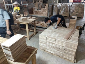 Fournisseur de bois d'acacia scié pour les fabricants de meubles, avec épaisseur, largeur et longueur personnalisées pour les commandes en gros - Product Image 4