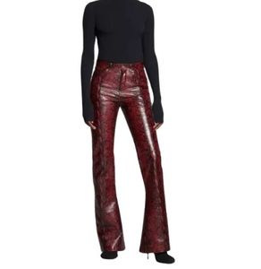 Pantalon en cuir mi-long décontracté pour femme de haute qualité, élégant et respirant avec logo à la taille - Product Image 5