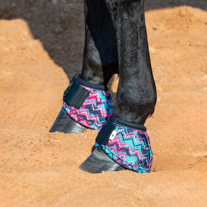 Protège-jambes de cheval en PVC à motif floral arc-en-ciel personnalisé, style sportif, avec fermeture auto-agrippante, modèle SP-70927 - Product Image 1