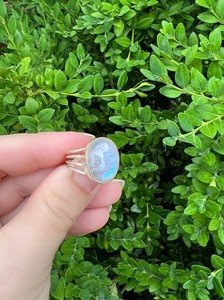 Wholesale Natural Rainbow Moonstone <b>Ring</b> 925 Sterling Silver Handmade Oval Cabochon Gemstone <b>Split</b> Shank <b>Ring</b> Boho Vintage - Product Image 3