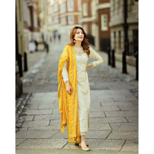 Conjunto de Top, Pantalón y Dupatta 2XL para una Apariencia Elegante - Product Image 5