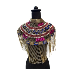 Cape en dentelle élégante faite à la main avec motifs géométriques, 100 % coton perlé, collection 2026, aux meilleurs prix d'Inde - Product Image 1