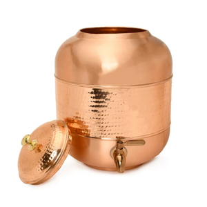 Dispensador de agua de cobre puro martillado de 5L con soporte de hierro resistente y tapete tradicional ayurvédico de cobre para la salud y el bienestar. - Product Image 3