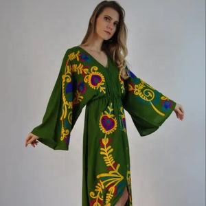 Nueva Llegada Color Verde Hasta el Suelo Bordado Diseño Ropa de Playa Kaftan Para Mujeres Summer Resort Wear Kaftan Regalo Para Ella - Product Image 1