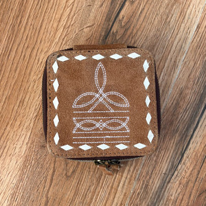 New Arrival Tan Suede Leather <b>Boot</b> Stitch Square Jewelry Box with Dividers Ring Necklace Jewelry Box Case Storage Bags Organizer - Product Image 2