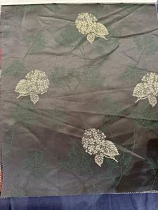 100% Ultra Doux Polyester Jacquard Satin Tissu À Séchage Rapide Respirant Fil Spécial Métallique pour Filles 1337 Série Abaya Vêtements - Product Image 2