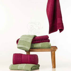 Toalla de microfibra de secado rápido de nueva llegada con diseño premium, ideal para entrenamientos en el gimnasio y actividades al aire libre. - Product Image 2