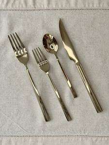 Ensemble de couverts élégants en métal, fourchette, cuillère, couteau en acier inoxydable, vaisselle, accessoires pour la salle à manger, la cuisine, le restaurant, l'hôtel, la maison, les fêtes - Product Image 1