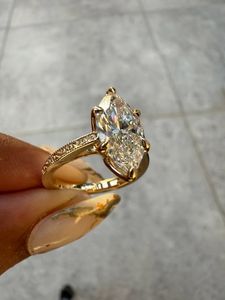 แหวนหมั้นทรงยาวประดับเพชร 3 กะรัต รูปหกเหลี่ยม ประดับทองคำ แหวนแฮนด์เมดระยิบระยับ ของขวัญวันครบรอบ - Product Image 2