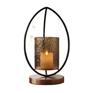 Portavelas de aluminio elegante para el hogar de Navidad y decoración de mesa hecho a mano ecológico - Product Image 1