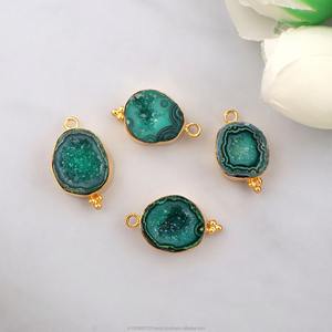 จี้รูปหยดน้ำประดับคริสตัลสีเขียวดรูซี่ ชุบทอง งานแฮนด์เมด สร้อยคอ ของขวัญสำหรับเธอ - Product Image 4