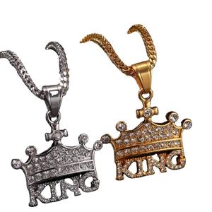 Collier Hip Hop en Argent 925 Plaqué Or 18K avec Pendentif Couronne Classique Dorée et Moissanite Entièrement Pavée pour Fête - Product Image 3