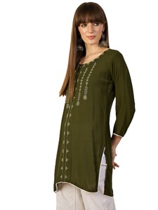 Kurti Tradicional Étnico Corto para Mujer, Viscosa Pura, Bordado Floral con Hilos, Corte Recto - Product Image 3