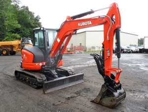 Equipo de Movimiento de Tierras U55-4 Confiable, Listo para Trabajar - Product Image 2