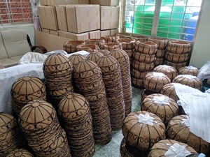 Pot en fibre de coco écologique et durable Blue Lotus pour la culture de semis, usage en pépinière, design zen asiatique moderne/classique, origine Ben Tre, 5L - Product Image 6