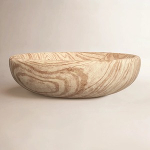 Bol décoratif en bois fait main, finition naturelle, base sculptée, style campagnard, pour servir des fruits, artisanat en bois non traité - Product Image 1