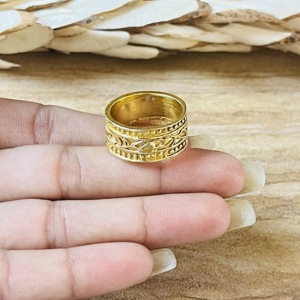 Nouvelle Arrivée Dernières Bagues en Laiton Style Bohème Floral Bijoux Ethniques en Laiton pour Femme Plaqué Or 18 carats Géométrique Tribal Vague Vente en Gros/OEM - Product Image 2
