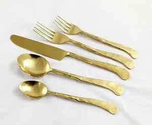 Ensemble de cuillères à salade en acier inoxydable plaqué or au design classique, lavable au lave-vaisselle, pour la cuisine, les hôtels, les maisons, qualité d'exportation - Product Image 3