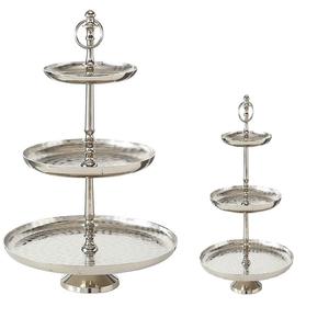 Soporte para pasteles de metal de diseño vintage de alta calidad con patas resistentes y un toque elegante para bodas, cumpleaños y celebraciones. - Product Image 2